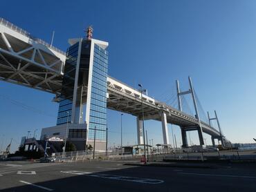 รูปของการเดินเล่นโยโกฮาม่า bay bridge ท้องฟ้า